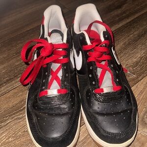 Nike Air Force 1 Premium Low Black/White/Varsity Red Size 10.5 Style 318775-013